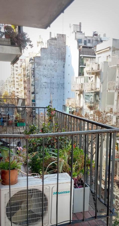 Апартаменти Depto 2 Ambientes Muy Luminoso Con Wifi Y Vista A La Plaza Буенос-Айрес Екстер'єр фото